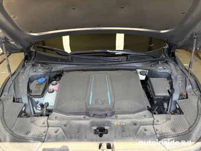 Hyundai Ioniq5 2023, 31852 км, за 17060000 KRW - фото 6