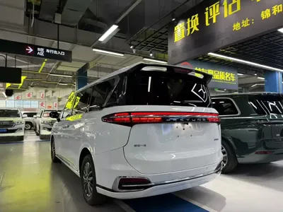 Bestune M9 2024, 22000 км, за 118800 CNY