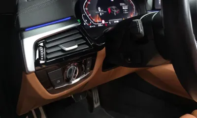 BMW 5-Series 2023, 51343 км, за 38000000 KRW - фото 29