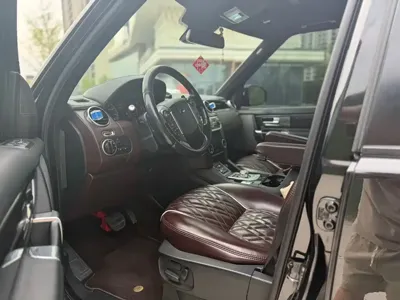 Land Rover Discovery 2015, 120000 км, за 193800 CNY