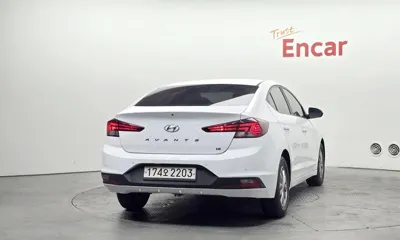 Hyundai Avante 2019, 121212 км, за 9190000 KRW - фото 4