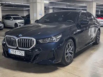 BMW 5-Series · 2025 год