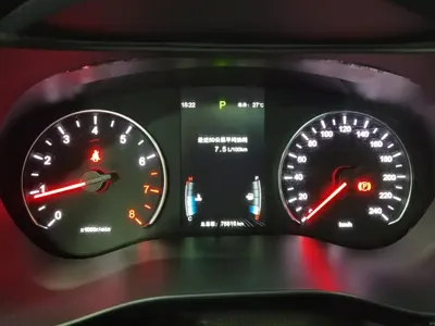 BYD MAX 2018, 76800 км, за 30800 CNY - фото 14