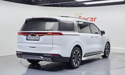 Kia Canival 2023, 62460 км, за 31900000 KRW