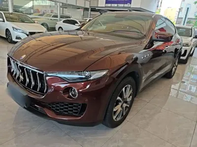 Maserati Levante 2019, 83900 км, за 204899 CNY