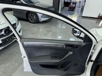 Volkswagen Santana 2018, 120000 км, за 20800 CNY - фото 16
