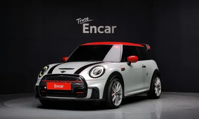 MINI Cooper · 2023 год