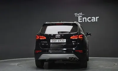 Hyundai Santafe 2017, 65114 км, за 13500000 KRW