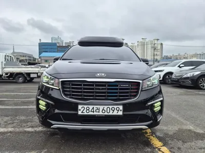 Kia Canival 2020, 112050 км, за 20100000 KRW