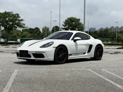 Porsche 718 2022, 31100 км, за 377000 CNY