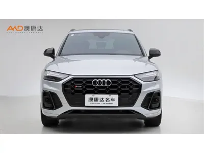 Audi SQ5 2022, 55000 км, за 235000 CNY