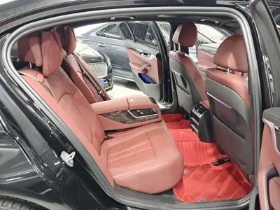 BMW 5 Series 2020, 70700 км, за 159800 CNY - фото 9