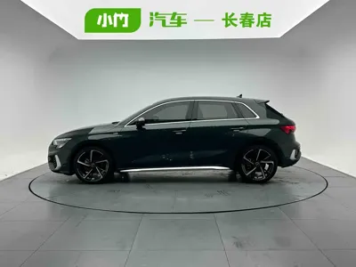 Audi A3 2022, 53900 км, за 126000 CNY