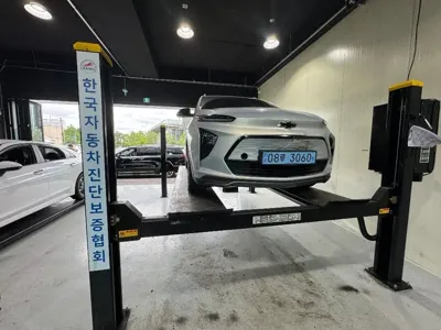 ChevroletGMDaewoo 볼트 EUV 2023, 49609 км, за 22490000 KRW - фото 1