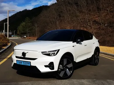 Volvo C40 2022, 50466 км, за 30990000 KRW