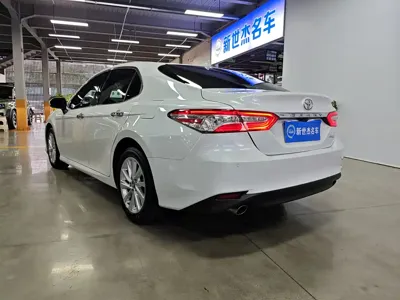 Toyota Camry 2023, 73000 км, за 105800 CNY - фото 16