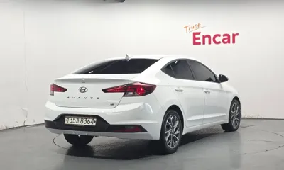 Hyundai Avante 2020, 64319 км, за 13000000 KRW
