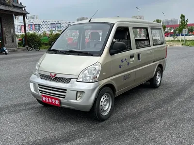 Wuling Rongguang · 2012 год
