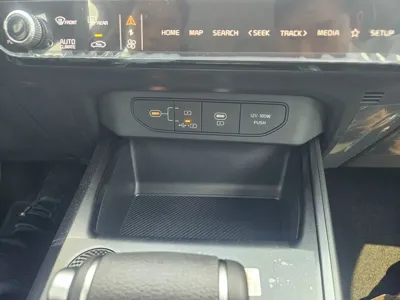 Kia Niro 2026, 244 км, за 27910000 KRW - фото 14