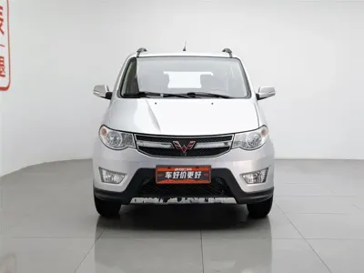 Wuling Hongguang 2013, 46600 км, за 14800 CNY