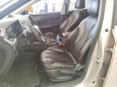 Roewe i5 2021, 68900 км, за 32100 CNY - фото 15