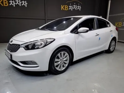 Kia K3 · 2013 год