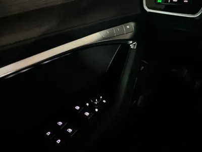Audi A6 2025, 22000 км, за 64100000 KRW - фото 8