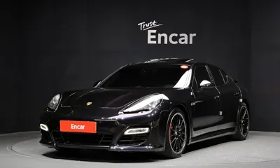 Porsche Panamera · 2013 год