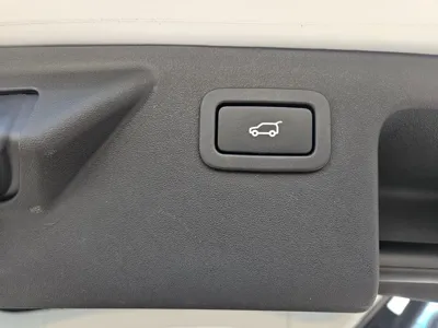 Land Rover Discovery Sport 2017, 96485 км, за 11900000 KRW - фото 20