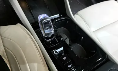 Volvo XC40 2025, 19963 км, за 41430000 KRW - фото 9