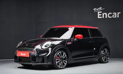 MINI Cooper · 2023 год