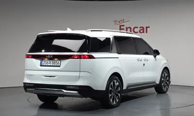 Kia Canival 2023, 46089 км, за 31000000 KRW