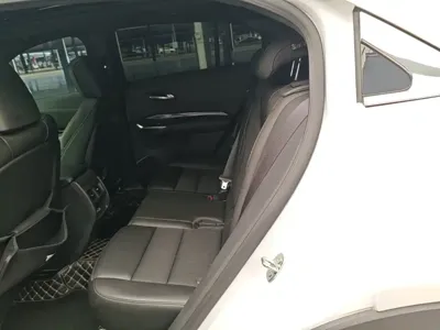 Cadillac XT4 2022, 46800 км, за 99300 CNY - фото 17