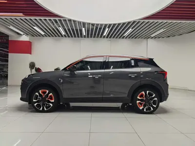 Lynk & Co 06 2021, 18200 км, за 63500 CNY