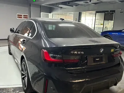 BMW 3 Series 2023, 35000 км, за 172000 CNY - фото 4