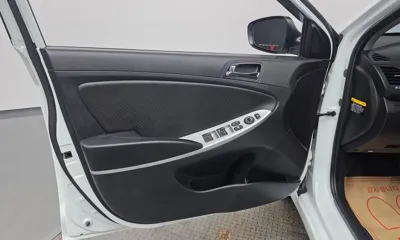 Hyundai Accent 2012, 109997 км, за 4300000 KRW - фото 24