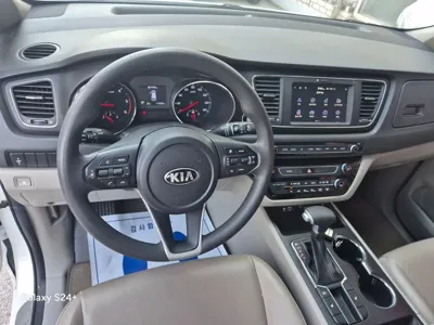 Kia Canival 2020, 115387 км, за 11000000 KRW - фото 9