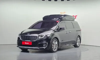 Kia Canival · 2017 год