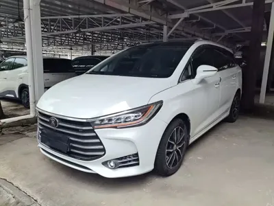 BYD MAX 2018, 134200 км, за 29400 CNY