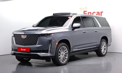 Cadillac Escalade · 2022 год