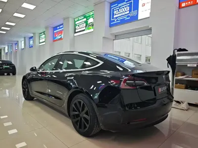 Tesla Model 3 2020, 80000 км, за 118000 CNY