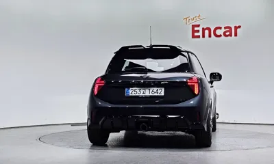 MINI Cooper 2025, 4410 км, за 55500000 KRW
