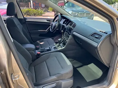 Volkswagen Golf 2018, 40000 км, за 42800 CNY - фото 9