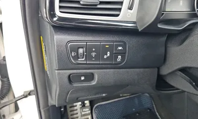 Kia Niro 2017, 48110 км, за 15500000 KRW - фото 17