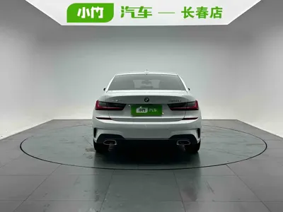BMW 3 Series 2022, 54000 км, за 179800 CNY