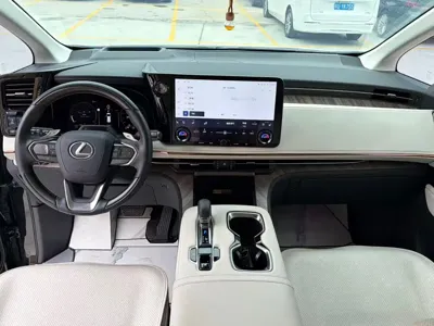 Lexus LM 2025, 30000 км, за 1388000 CNY - фото 14