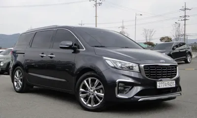 Kia Canival · 2019 год