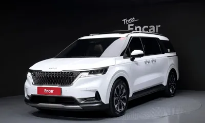 Kia Canival · 2023 год