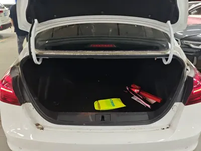 Geely New Energy 2021, 95000 км, за 39800 CNY - фото 7
