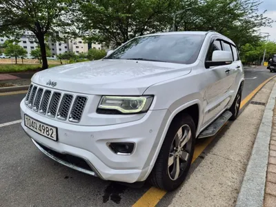 Jeep Cherokee · 2015 год